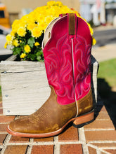 Load image into Gallery viewer, Krysta Cowgirl Boots
